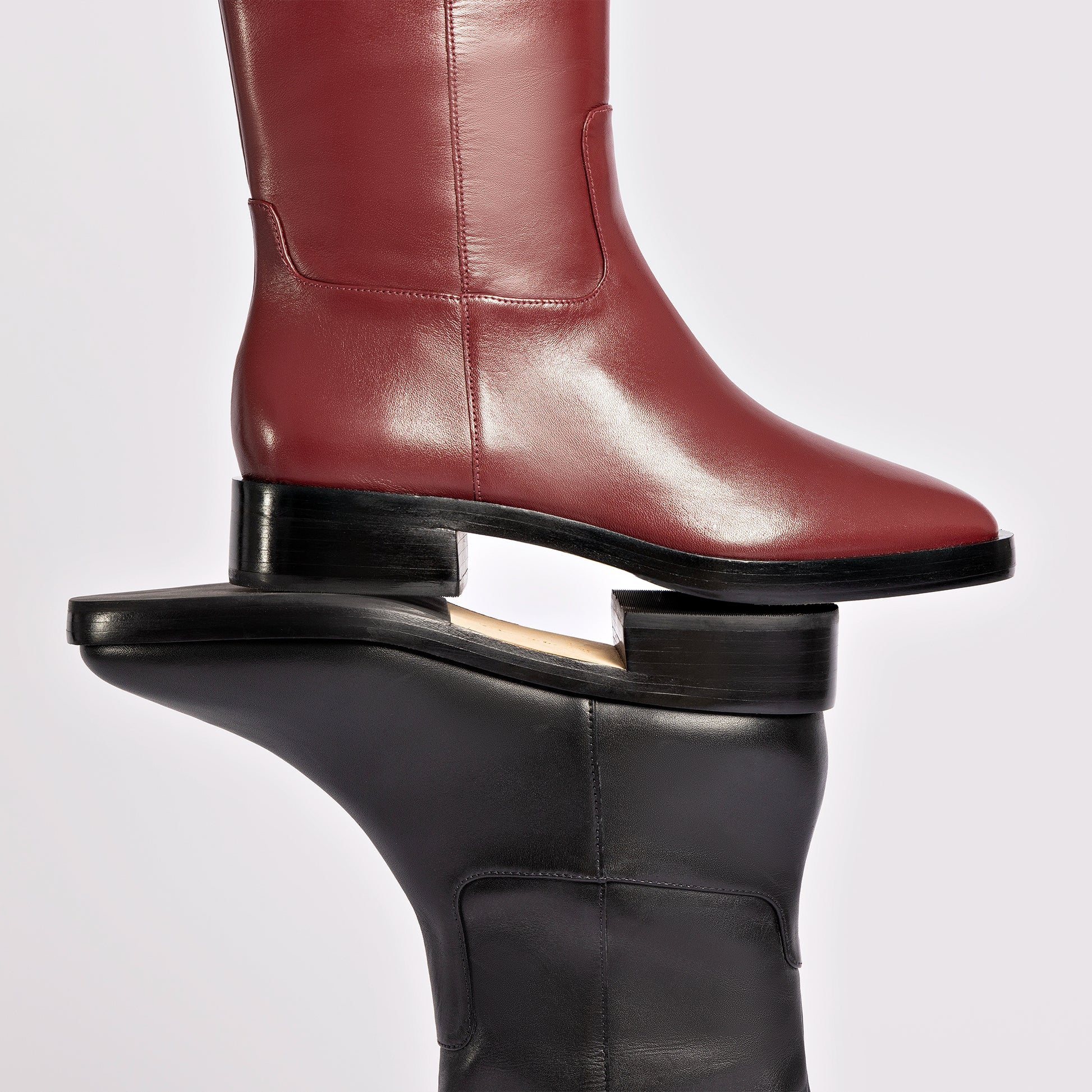 LARROUDÉ Anne Boot In Burgundy Leather