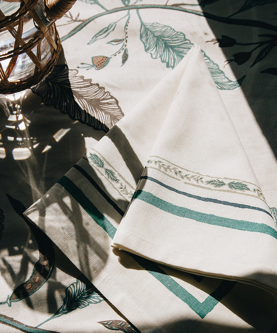 MAISON VENU | Tuileries Tablecloth Blockprinted Trim